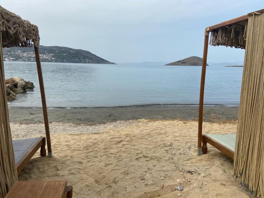 Architect'S Summer House By The Beach Porto Rafti Exterior photo